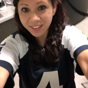 Meet your Posher, Alejandra